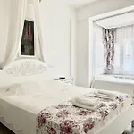 Aisem By Hire 2*