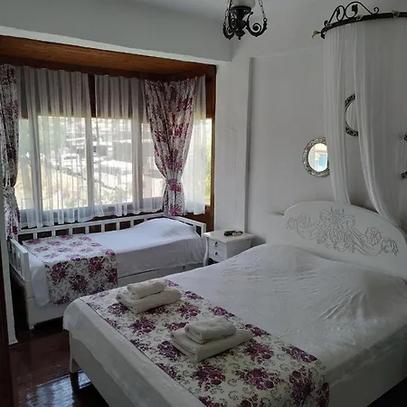 Aisem By Hire Hotel