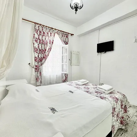 Aisem By Hire Hotell