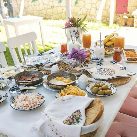 Aisem By Hire Alaçatı