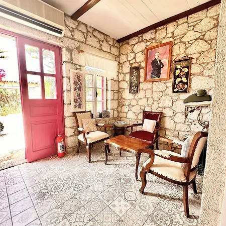 Aisem By Hire Hotel 2*