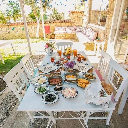 Aisem By Hire Hotel