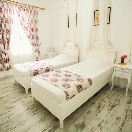 Aisem By Hire Hotel